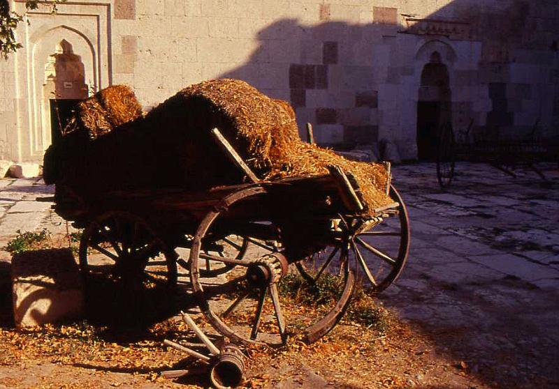 8-Sultanhani (Caravanserraglio),8 agosto 2006.jpg